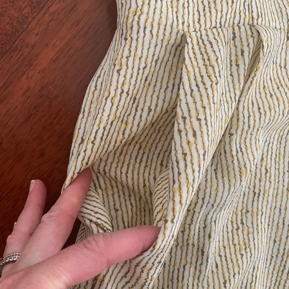 BCBGeneration Short Party Dress Buttercream - Picture 5 of 10